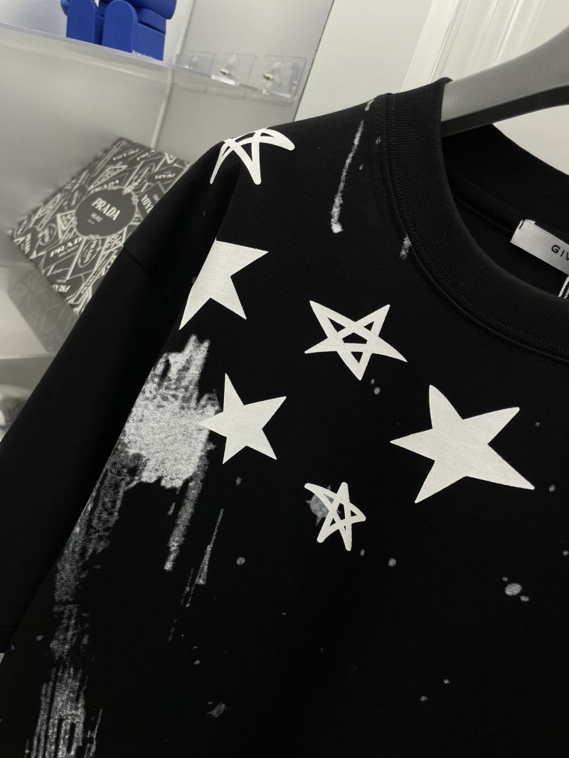 Givenchy T-Shirts